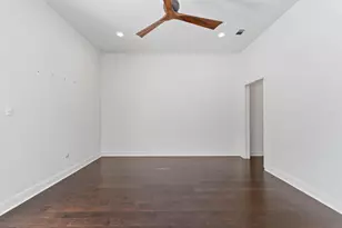 301 Twisted Oak Dr, Horseshoe Bay, TX 78657 - Photo 19