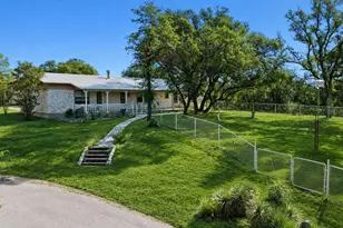 139 Pecan Rd, Marble Falls, TX 78654 - Photo 1