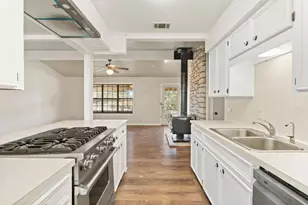 139 Pecan Rd, Marble Falls, TX 78654 - Photo 7