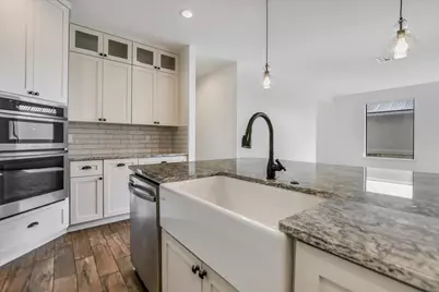 319 Parallel Circle, Horseshoe Bay, TX 78657 - Photo 13