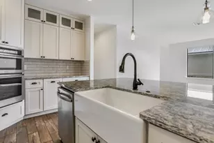 319 Parallel Cir, Horseshoe Bay, TX 78657 - Photo 13