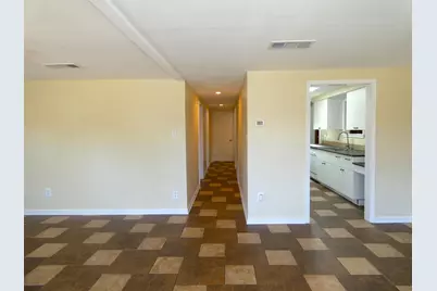 1007 E Wallace, Llano, TX 78643 - Photo 7