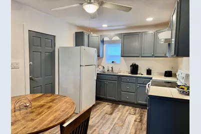 103 W Hamilton, Llano, TX 78643 - Photo 3