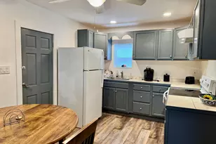 103 W Hamilton, Llano, TX 78643 - Photo 3