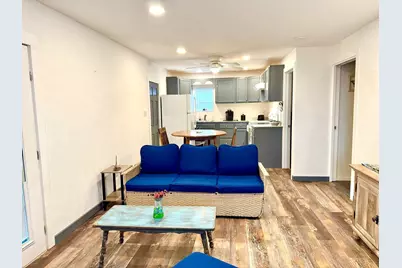 103 W Hamilton, Llano, TX 78643 - Photo 11