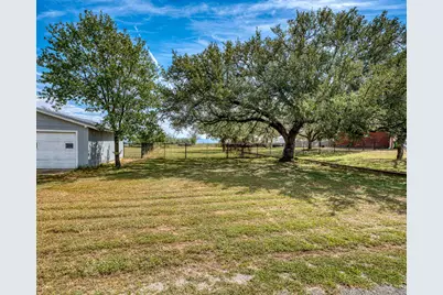 Tbd Sycamore, Buchanan Dam, TX 78609 - Photo 3