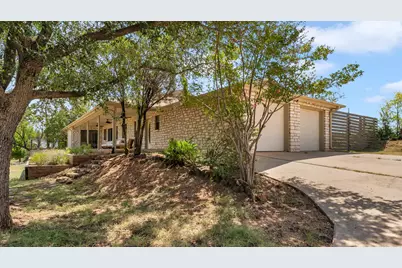 113 W Bluebonnet Road, Horseshoe Bay, TX 78657 - Photo 7