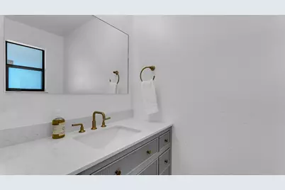 113 W Bluebonnet Road, Horseshoe Bay, TX 78657 - Photo 25