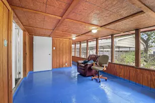 703 & 703A Driftwood Ln, Cottonwood Shores, TX 78657 - Photo 15