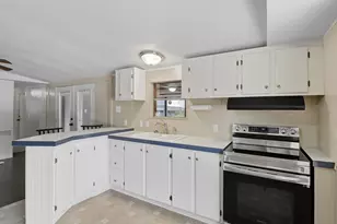 703 & 703A Driftwood Ln, Cottonwood Shores, TX 78657 - Photo 9