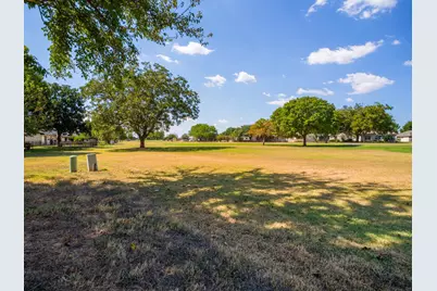 120 Meadowlakes Drive, Meadowlakes, TX 78654 - Photo 21
