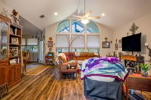 120 Meadowlakes Dr, Meadowlakes, TX 78654 - Photo 3