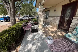 4307 Cottonwood Dr, Cottonwood Shores, TX 78657 - Photo 9