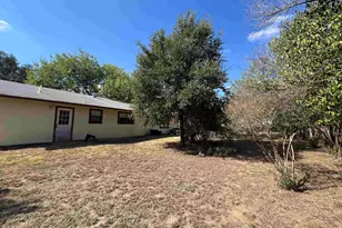 4307 Cottonwood Dr, Cottonwood Shores, TX 78657 - Photo 5