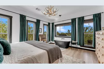 6810 River Oaks Drive, Kingsland, TX 78639 - Photo 19