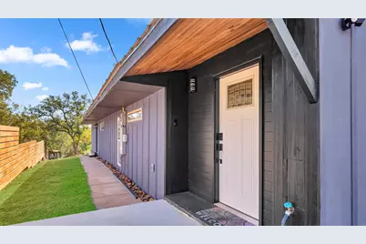 111 W Lakeshore Drive, Sunrise Beach, TX 78639 - Photo 7