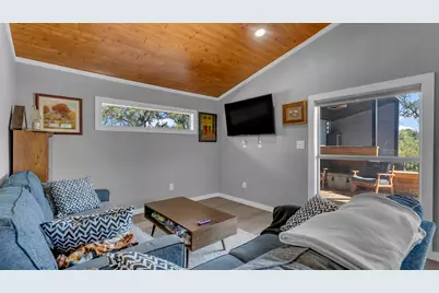 111 W Lakeshore Drive, Sunrise Beach, TX 78639 - Photo 23