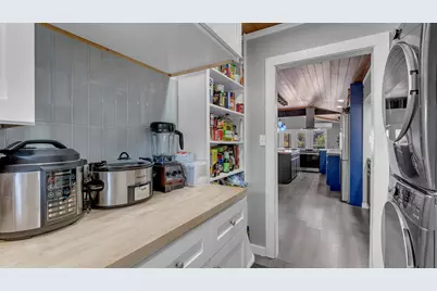 111 W Lakeshore Drive, Sunrise Beach, TX 78639 - Photo 15