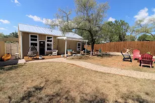 209 Lakevista Dr, Burnet, TX 78611 - Photo 21