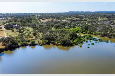 348 Chimney Cove Drive, Marble Falls, TX 78654 - Photo 3