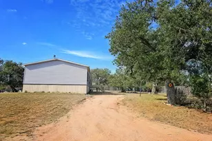 2216 Boxwood Circle, Kingsland, TX 78639 - Photo 25
