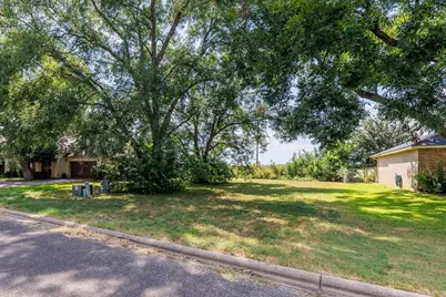 288 Turkey Run, Meadowlakes, TX 78654 - Photo 11