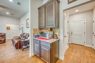 106 Chaumont St, Kingsland, TX 78639 - Photo 25