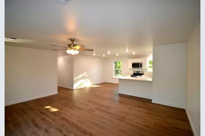 1653 Navajo Trail, Kingsland, TX 78639 - Photo 11