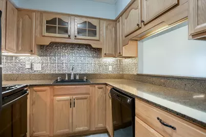 1210 Hi Stirrup #205, Horseshoe Bay, TX 78657 - Photo 11