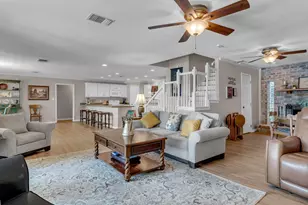 539 Ellen Williams Loop, Kingsland, TX 78639 - Photo 17