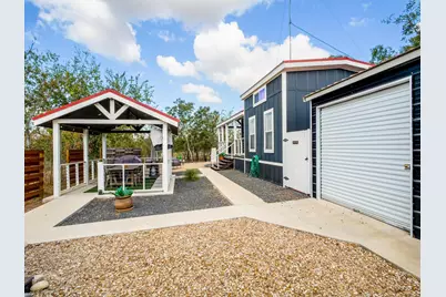 4113 Hermosa Dr, Kingsland, TX 78639 - Photo 3