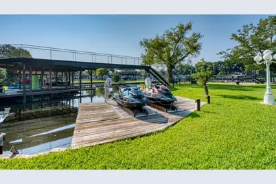 2000 Williams Lakeshore, Kingsland, TX 78639 - Photo 21