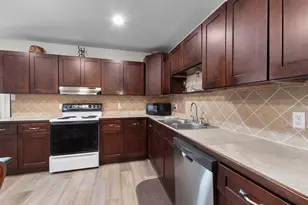 211 Crestview, Burnet, TX 78611 - Photo 17