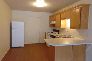 407 S Ave South, Marble Falls, TX 78654 - Photo 3