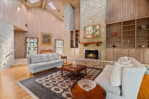 100 Silver Spur, Horseshoe Bay, TX 78657 - Photo 5