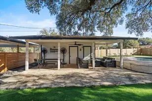 301 W Briarway, Granite Shoals, TX 78654 - Photo 25