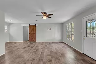 206 5th St, Burnet, TX 78611 - Photo 13