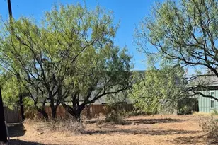 836 Aspen Ln, Cottonwood Shores, TX 78657 - Photo 5