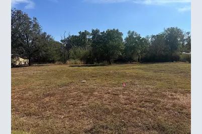 606 E Luce, Llano, TX 78643 - Photo 5