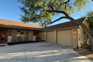 131 Primera Ct, Burnet, TX 78611 - Photo 19