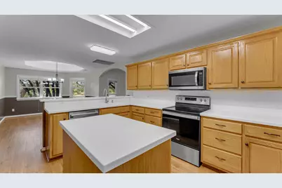 295 Skyview, Kingsland, TX 78639 - Photo 13