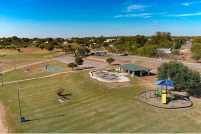 608 E Luce, Llano, TX 78643 - Photo 11