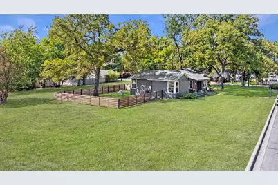 700 5th Street, Marble Falls, TX 78654 - Photo 27