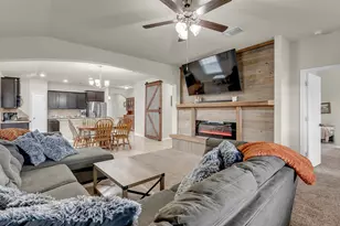 1317 Spicewood Dr, Burnet, TX 78611 - Photo 11