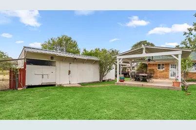 105 Agarita, Burnet, TX 78611 - Photo 11