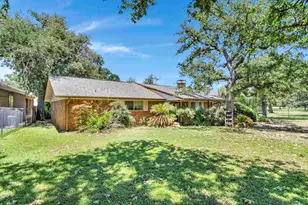 105 Agarita, Burnet, TX 78611 - Photo 3