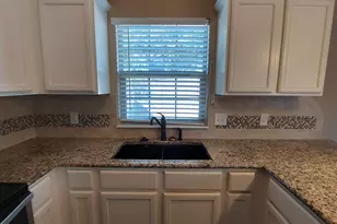 300 Knights Row, Cottonwood Shores, TX 78657 - Photo 5