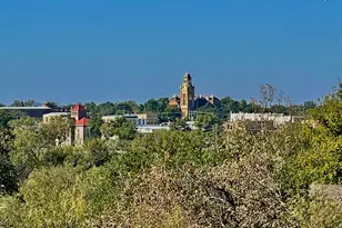 408 E Tarrant St, Llano, TX 78643 - Photo 1