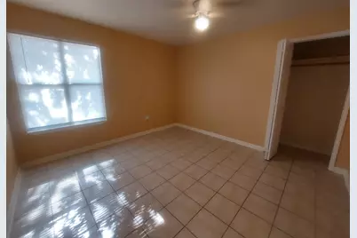 752 Pecan Ln, Cottonwood Shores, TX 78657 - Photo 7