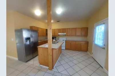 752 Pecan Ln, Cottonwood Shores, TX 78657 - Photo 3